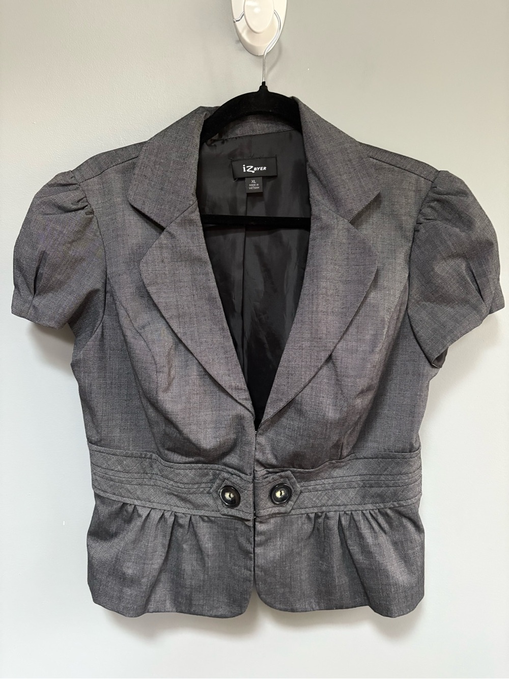 Iz Byer Ruffled Short-Sleeve Gray Tailored Peplum Fitted Blazer Size Jr. XL